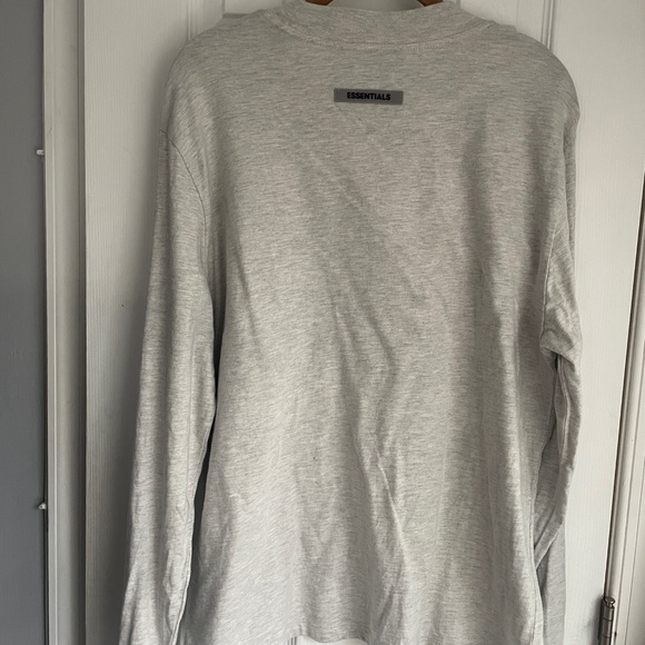 Essentials Fear of God Long Sleeve T-Shirt in Oatmeal Size XS - Picture 2 of 3